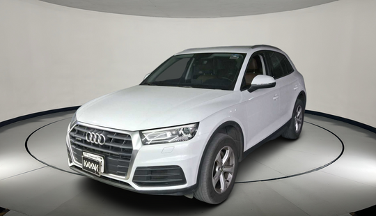 Audi • Q5