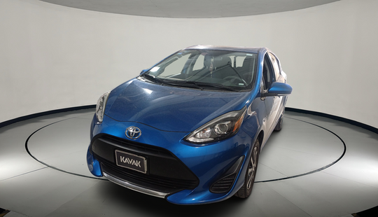 Toyota • Prius C