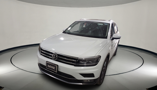 Volkswagen • Tiguan