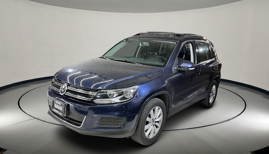 Volkswagen • Tiguan