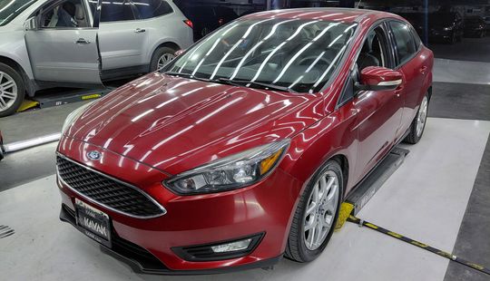 Ford • Focus