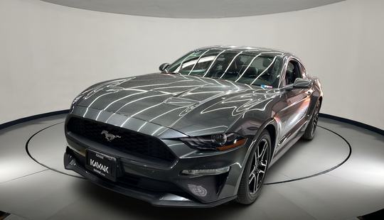 Ford • Mustang