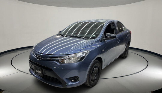 Toyota • Yaris