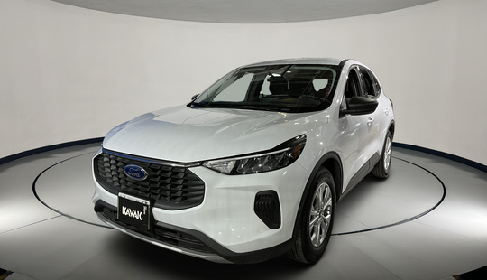 Ford • Escape