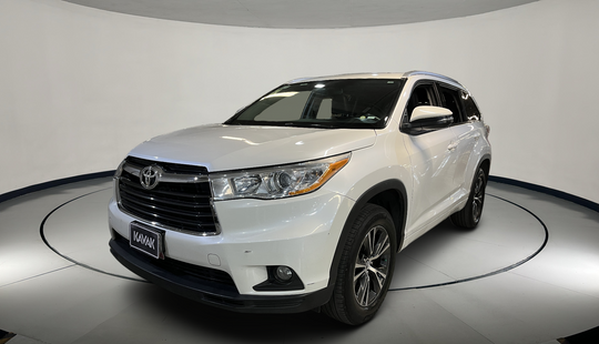 Toyota • Highlander