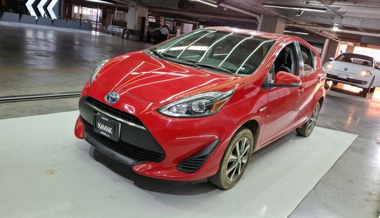 Toyota • Prius C