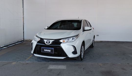 Toyota • Yaris