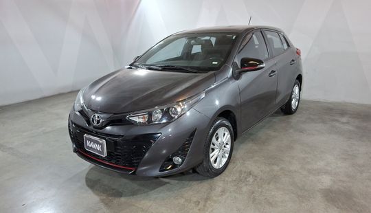 Toyota • Yaris