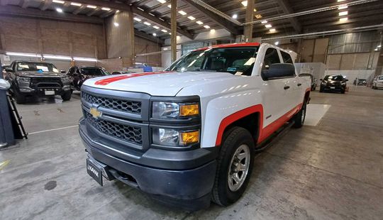 Chevrolet • Silverado 2500
