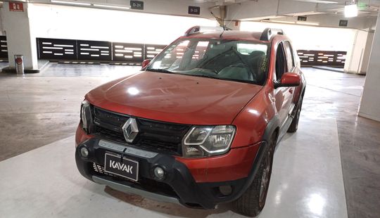 Renault • Duster