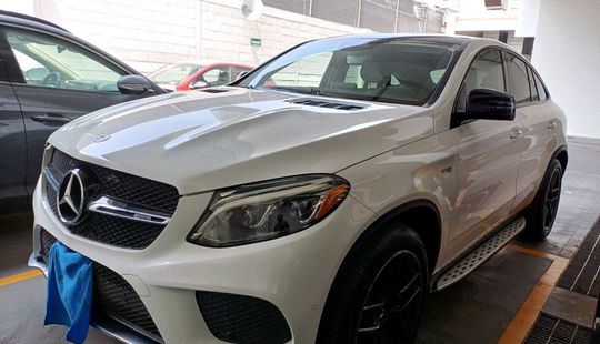 Mercedes Benz • Clase GLE Coupe