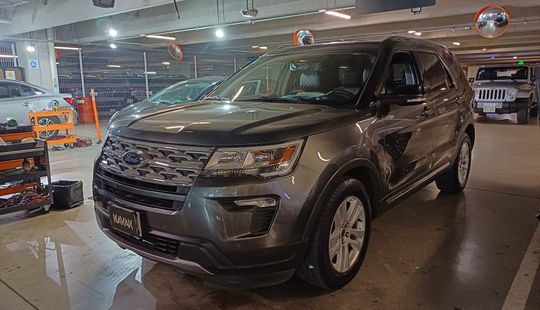 Ford • Explorer