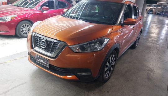 2017 • 130,000 km • Automático