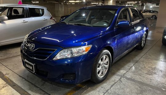 Toyota • Camry