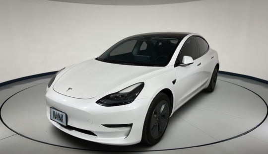Tesla • Model 3