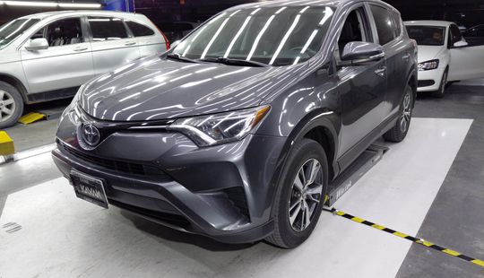 Toyota • RAV4