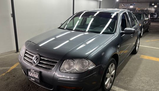 Volkswagen • Jetta Clasico