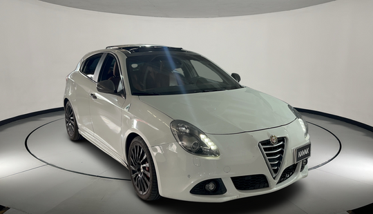 Alfa Romeo • Giulietta