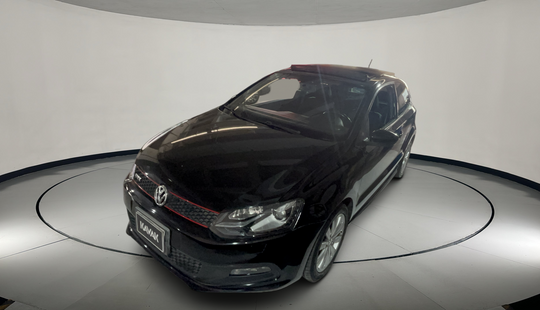 Volkswagen • Polo