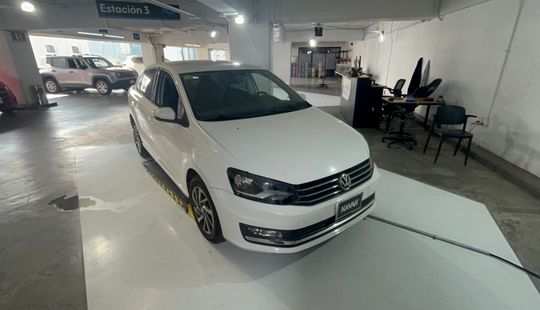 Volkswagen • Vento