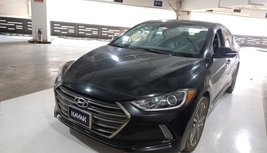 Hyundai • Elantra