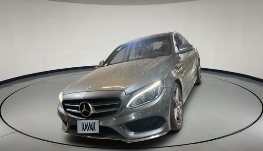 Mercedes Benz • Clase C