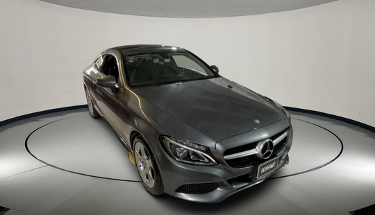 Mercedes Benz • Clase C