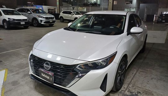 Nissan • Sentra