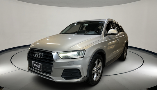 Audi • Q3