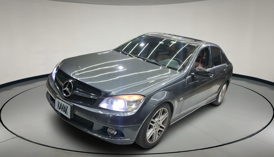 Mercedes Benz • Clase C