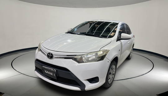 Toyota • Yaris