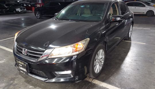 Honda • Accord