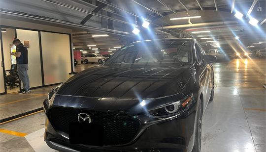 Mazda • Mazda 3