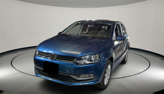 Volkswagen • Polo