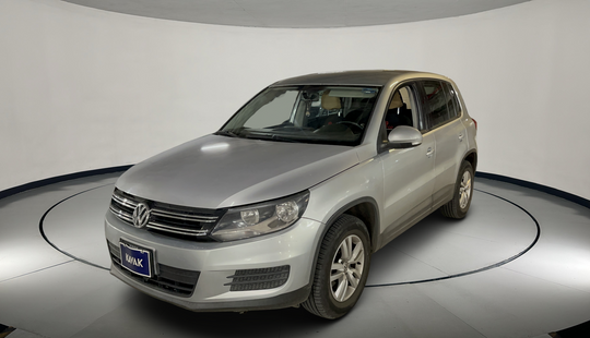Volkswagen • Tiguan