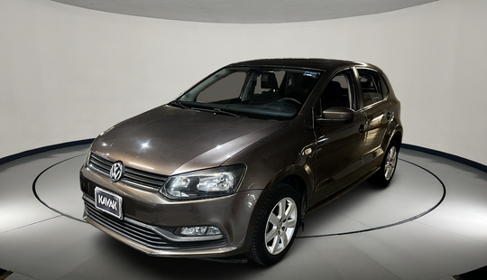 Volkswagen • Polo