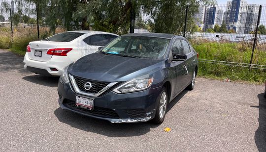 Nissan • Sentra