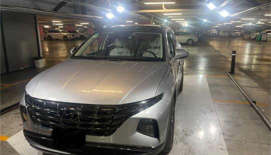 Hyundai • Tucson