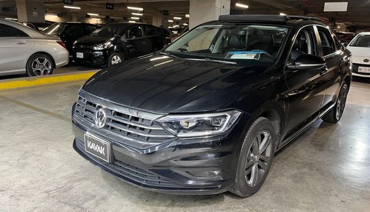 Volkswagen • Jetta