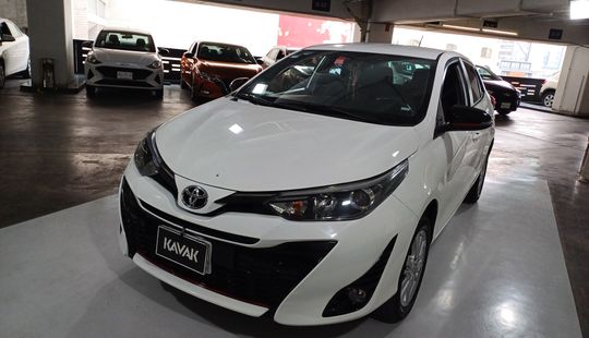 Toyota • Yaris