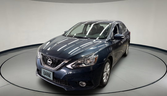 Nissan • Sentra