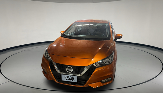 Nissan • Versa