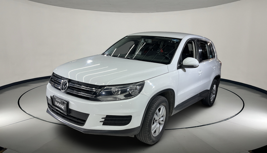Volkswagen • Tiguan