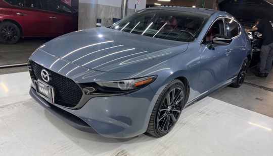 Mazda • Mazda 3