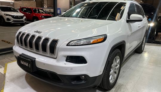 Jeep • Cherokee