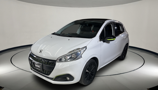 Peugeot • 208