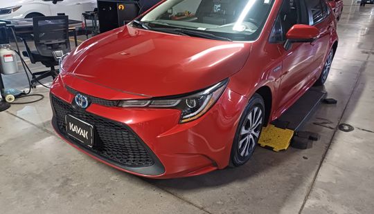 Toyota • Corolla