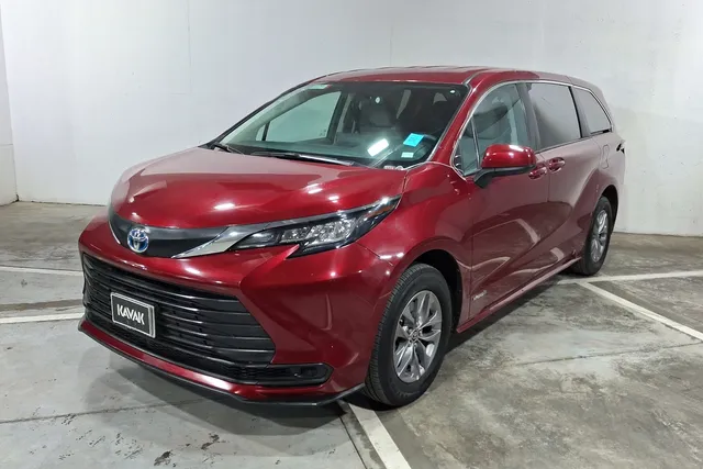 Toyota · Sienna
