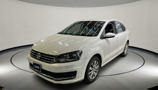 Volkswagen • Vento