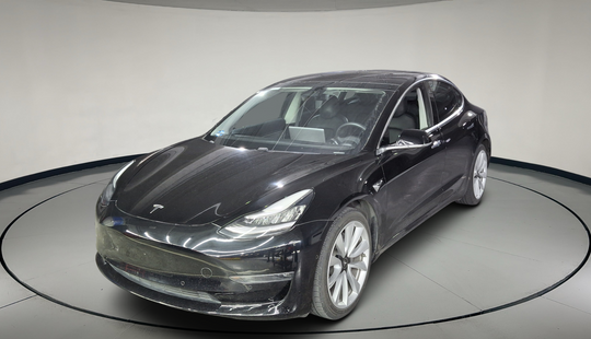 Tesla • Model 3